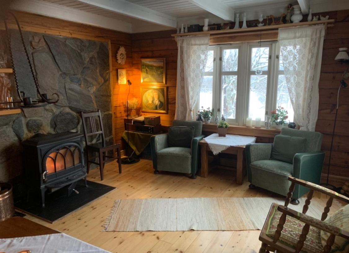 Vila 100 Years Old Norwegian Log House In Tromsø Exteriér fotografie